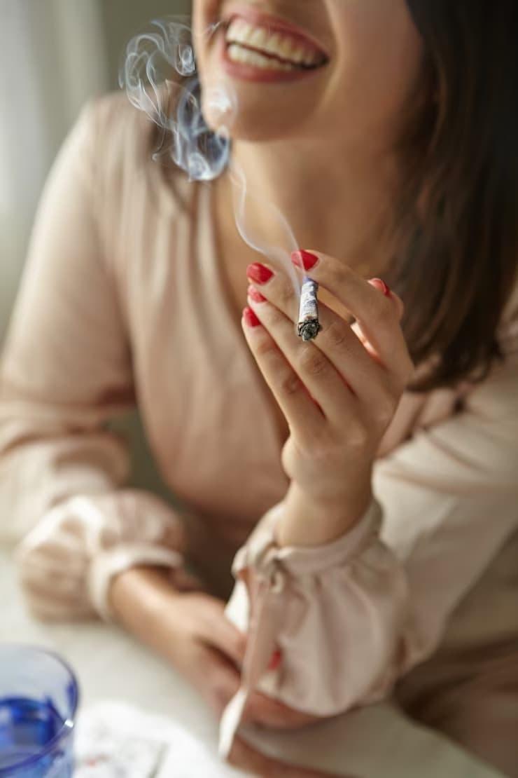 Exploring đá gà trực tiếp bình luận and what is in e-cigarettes for Live Viewers and Health-Conscious Readers