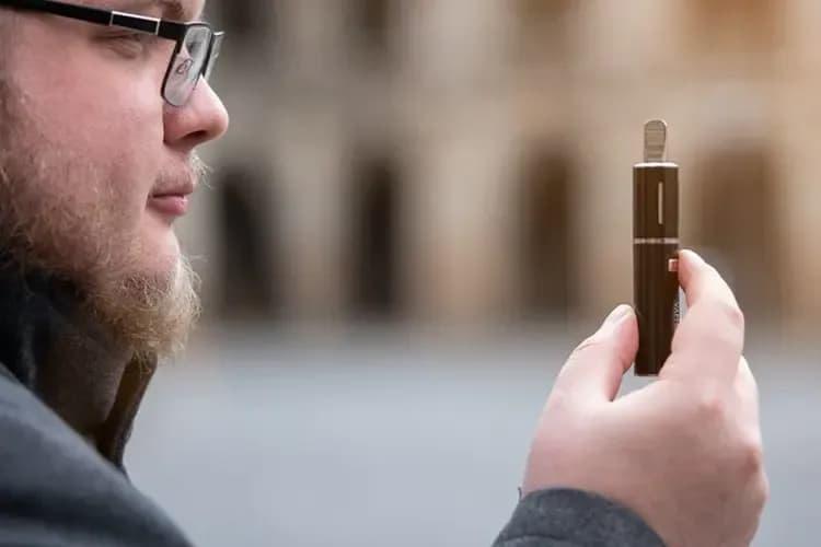 IBVape answers can you take electronic cigarettes in hand luggage with airline rules and safety tips from IBVape