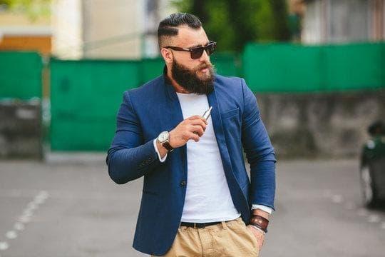 Top e-cigarette Reviews and Electronic Cigarette Charger Price Guide to Save Money