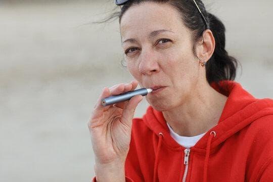 casino trực tuyến uy tín insights and global survey findings on how many people use e cigarettes