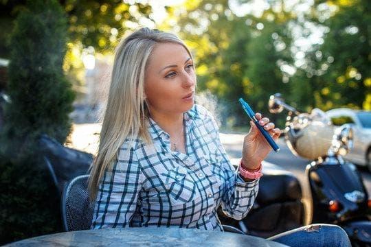 Honest IBvape E Cigs Review and Practical Tips to Choose the best electronic cigarette to help quit smoking